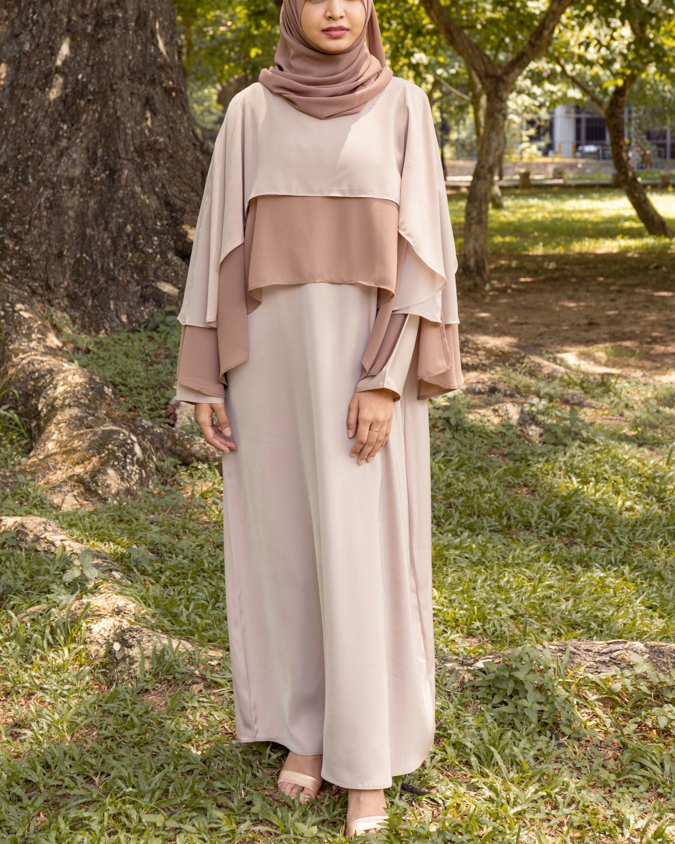 Two-Tone Layered Cape Abaya