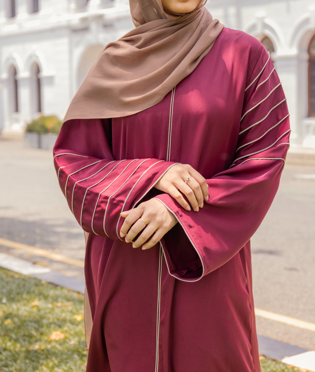 Piping Detail A-Line Abaya